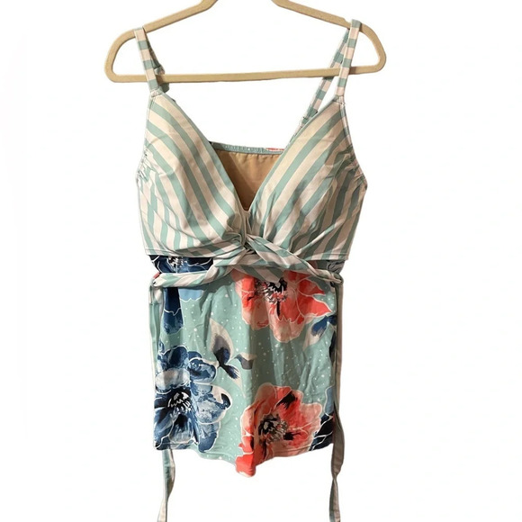 CACIQUE FLORAL BATHING SUIT TOP - Picture 2 of 4